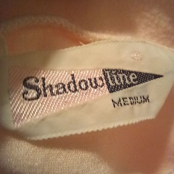 Vintage Shadowline Fleece Housecoat-Medium-Floral Embroidered Yoke-Pockets-Zip - Picture 8 of 10